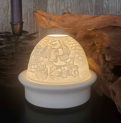 Santa and Sleigh Dome Luumii Light With LED Timer Base