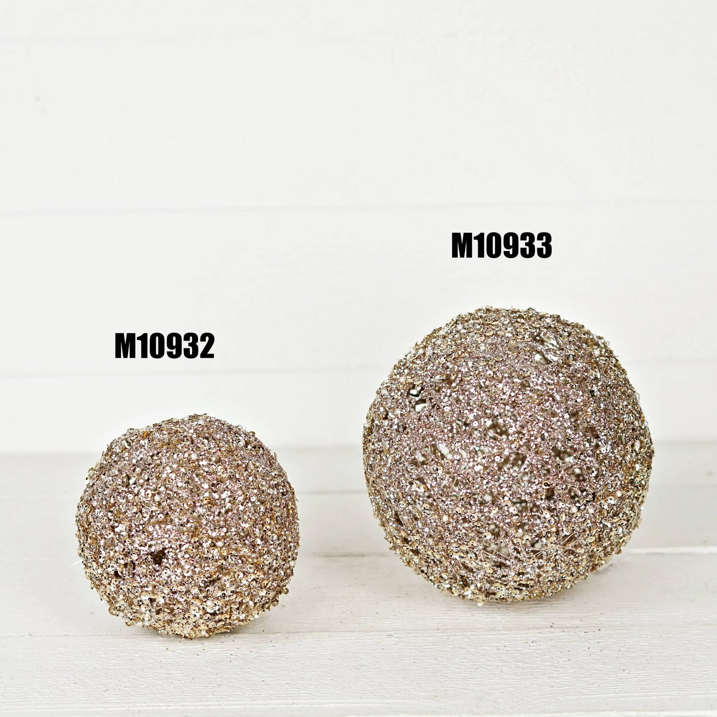 6in Metalic Glittered Ball-Champaign gold