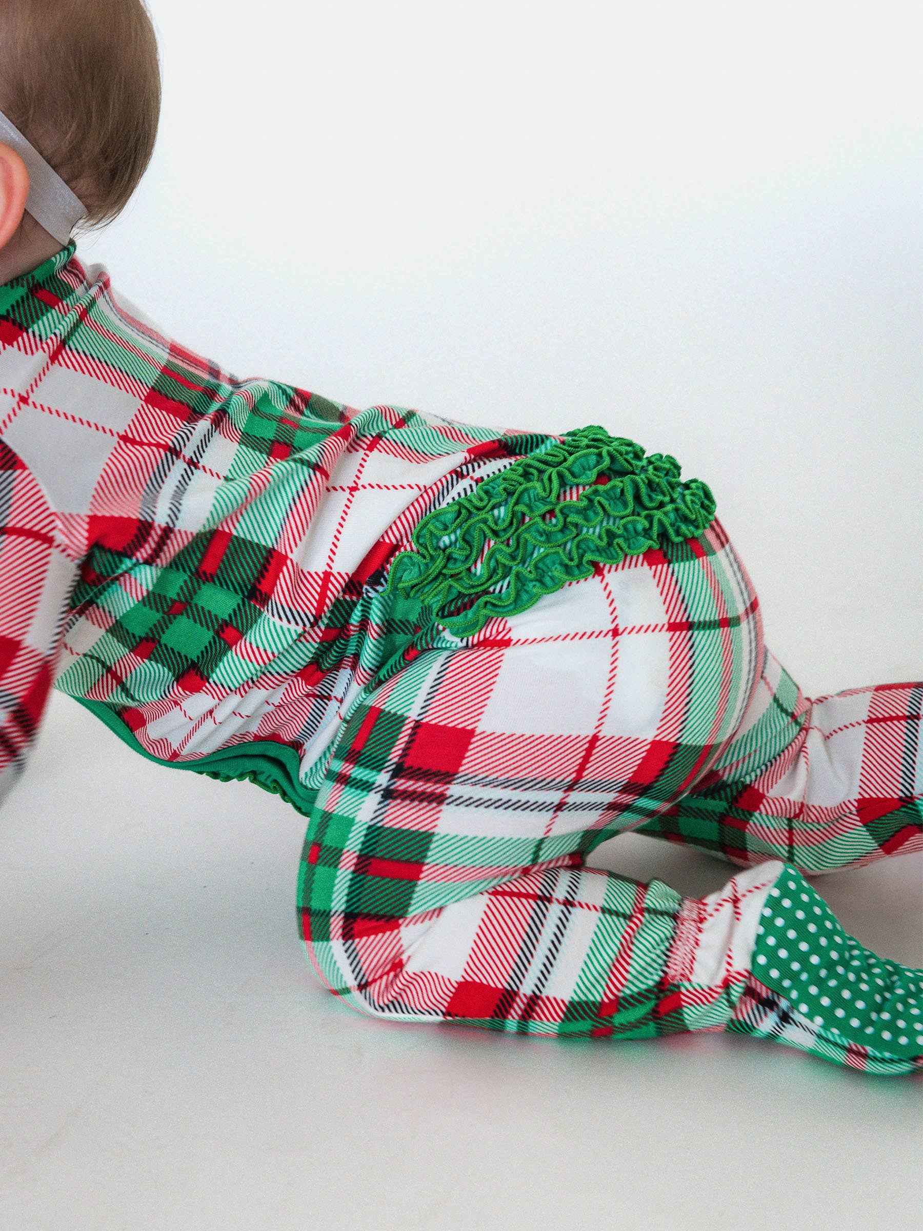 SoftSnooze™ Baby Girls Cotton Modal Dashing Dreams Plaid Footed Ruffle One Piece Pajama: White / 0-3m
