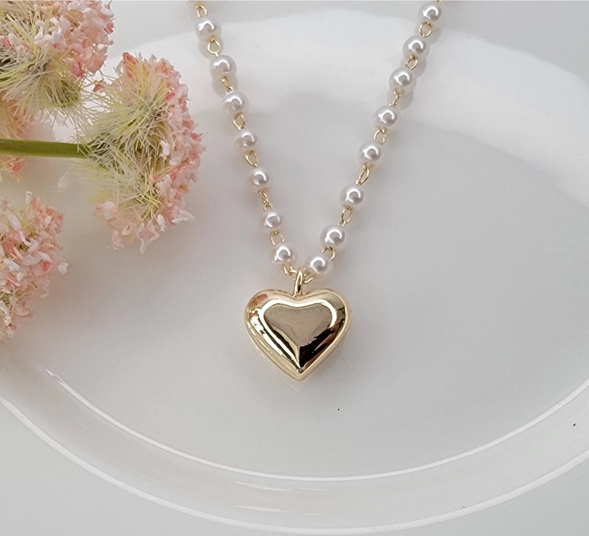 Bubble Heart Charm Pearl Necklace   (53)
