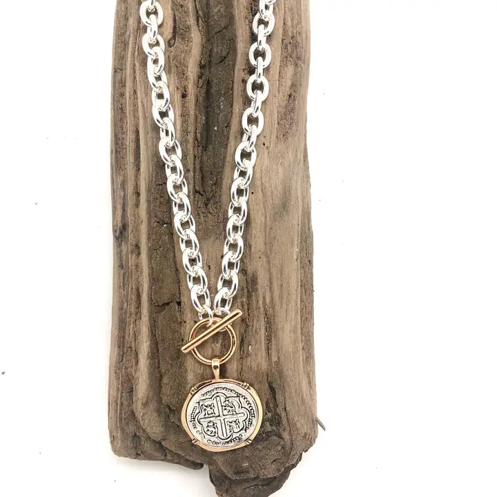 Cross medallion necklace