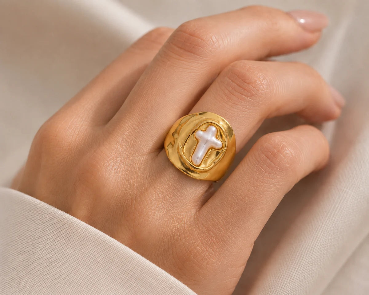 Statement Cross Ring