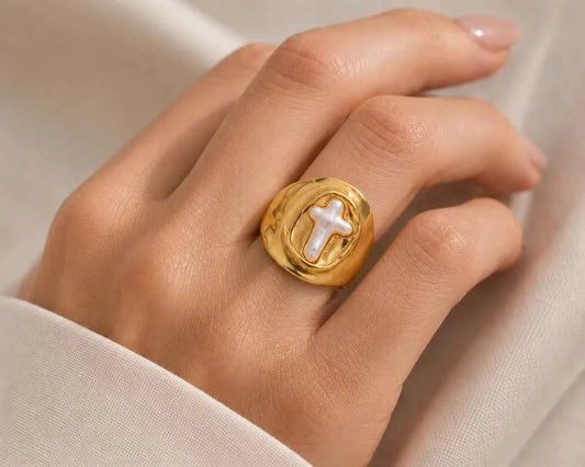 Statement Cross Ring