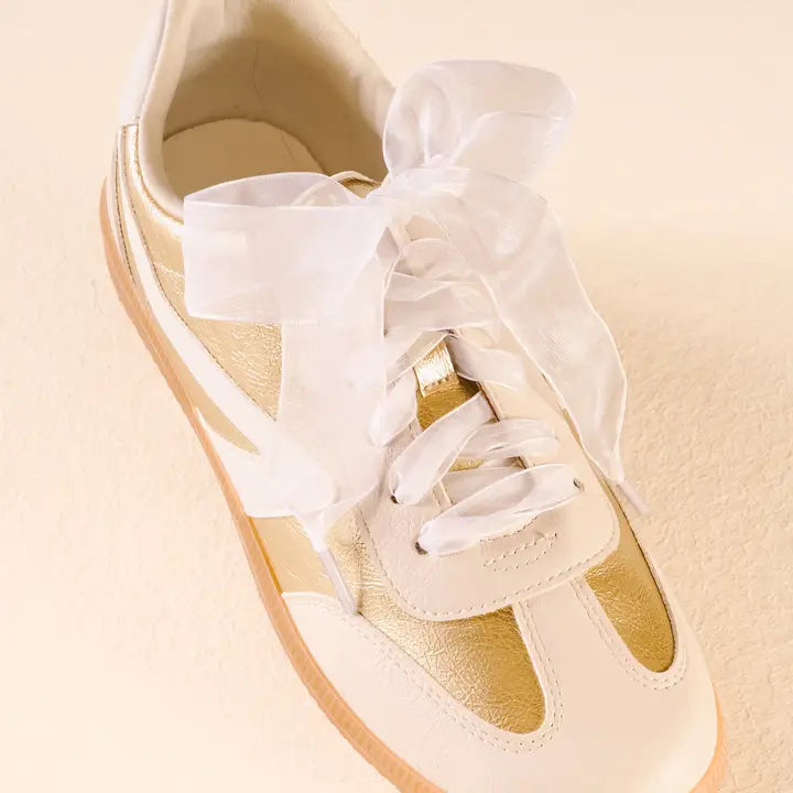 Step It Up Shoelaces–Sheer White