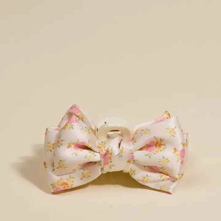 Mini Satin Bow Claw Clip–Endless Daydream Cream