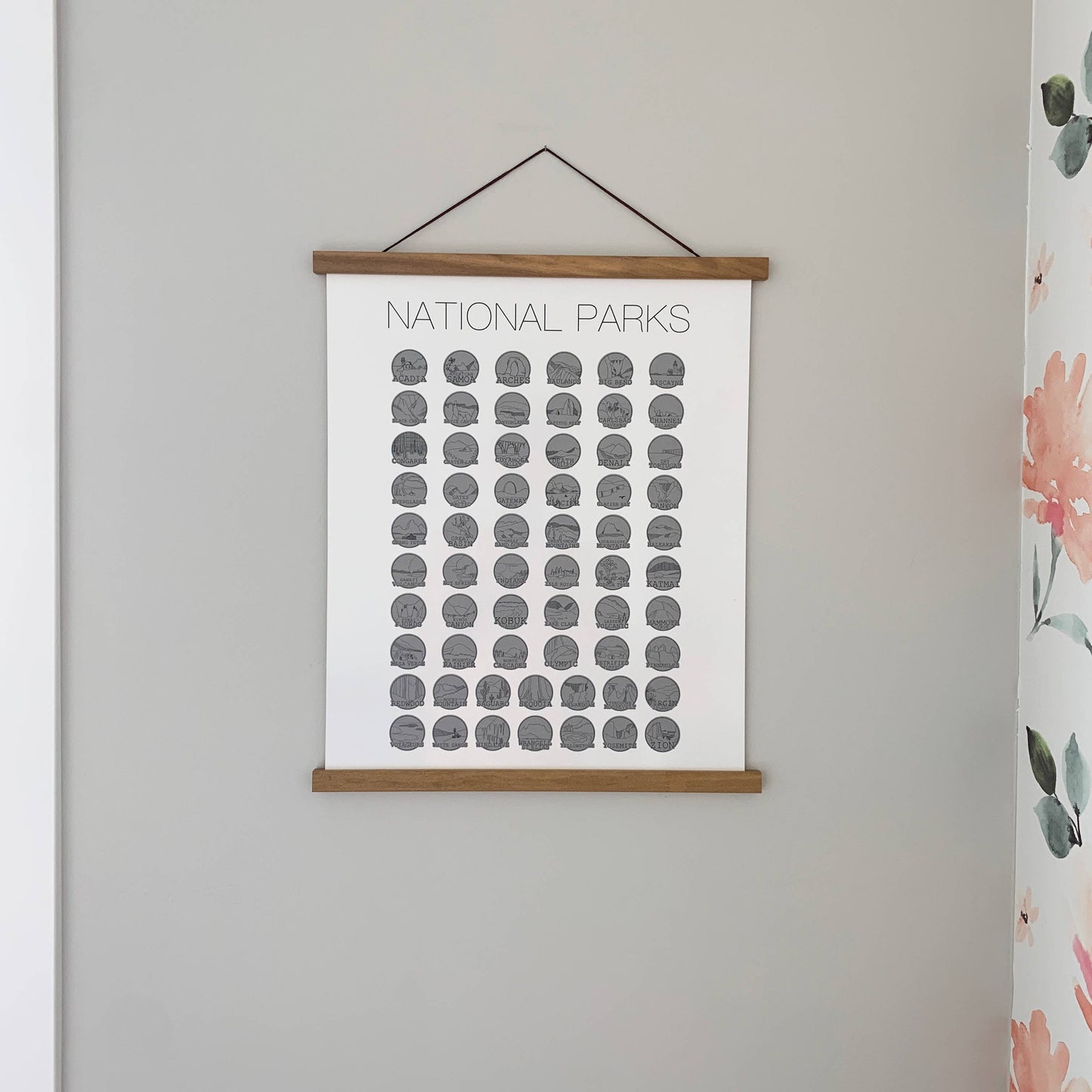 Magnetic Teak Wood Hanging Frame-17"