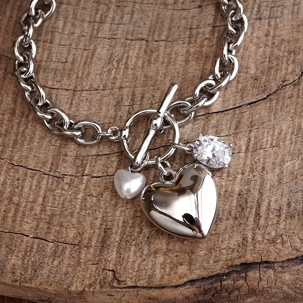 PennyLine inc - Heartstring Glow – Toggle Charm Bracelet with Pearl & Crystal