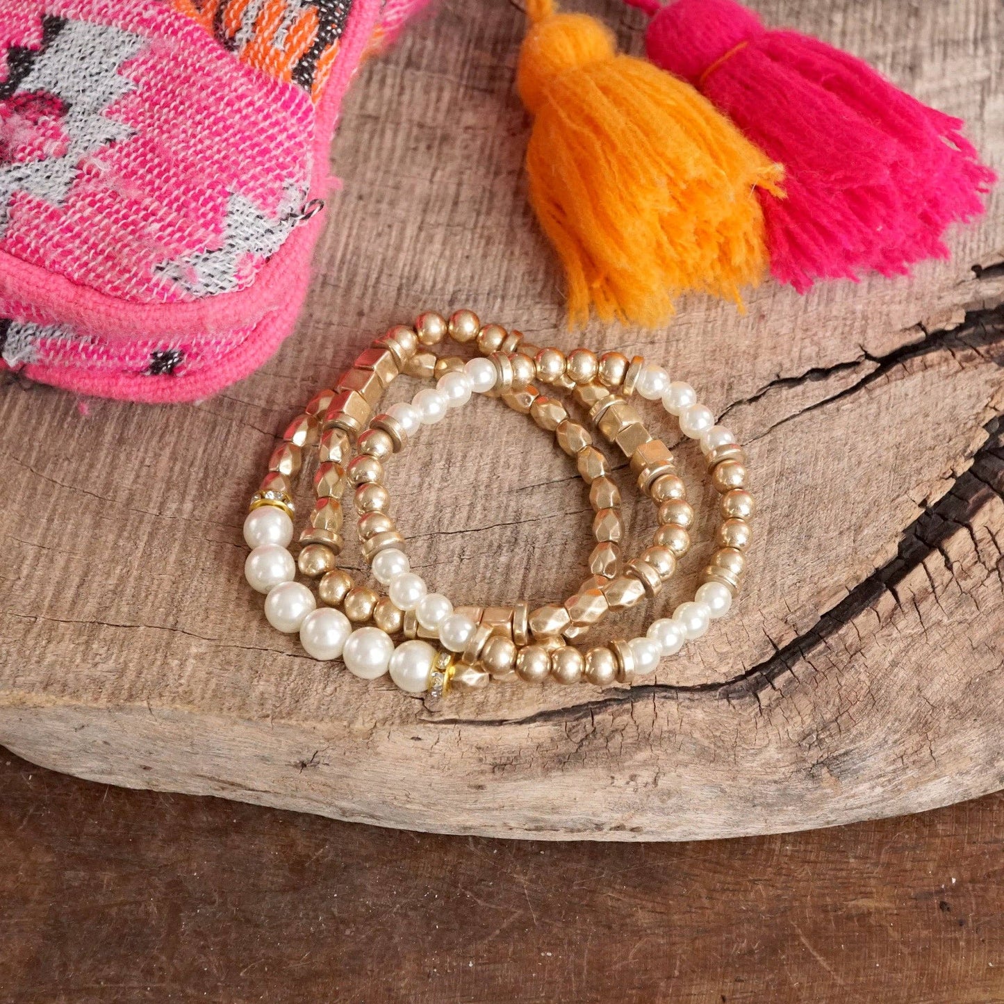Conjunto de pulsera con perlas y cuentas de oro antiguo