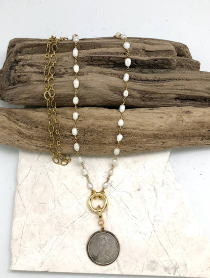 Necklace Freshwater Pearl w/Antique Gold Chain w/Gld Ring 34