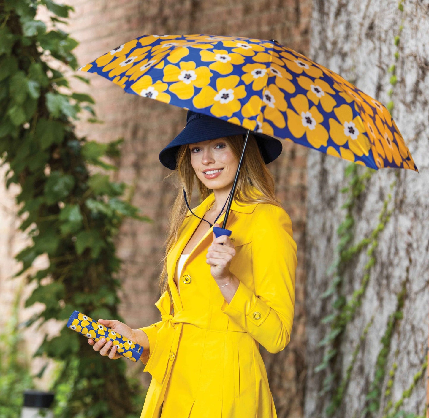 Vinrella - Nikki on Blue Bottle Umbrella