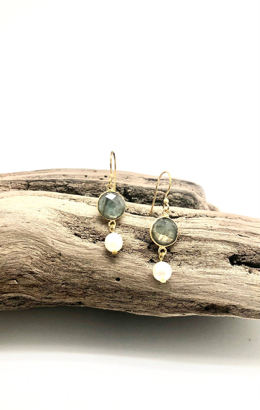 Earring Labrodite Bezel Glass Circle w/Freshwater Pearls