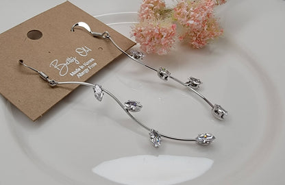 VINE SHAPE DANGLE EARRINGS