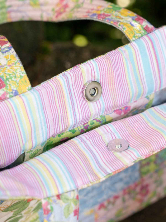 Garden Collage Lunch Bag - Pastel