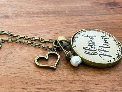 Ivy Barn Designs - Collar inspirador con colgante de cristal Blessed Mimi