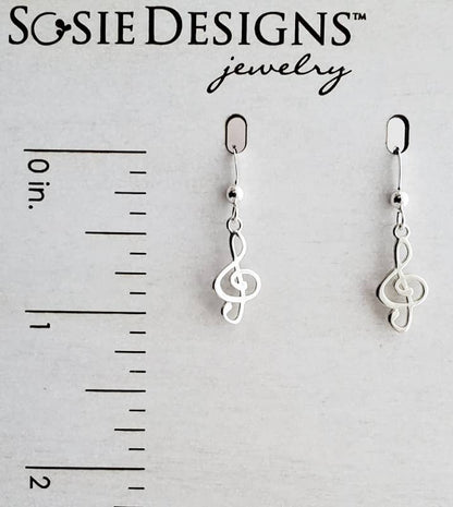 Sosie Designs - Pendientes con clave de sol