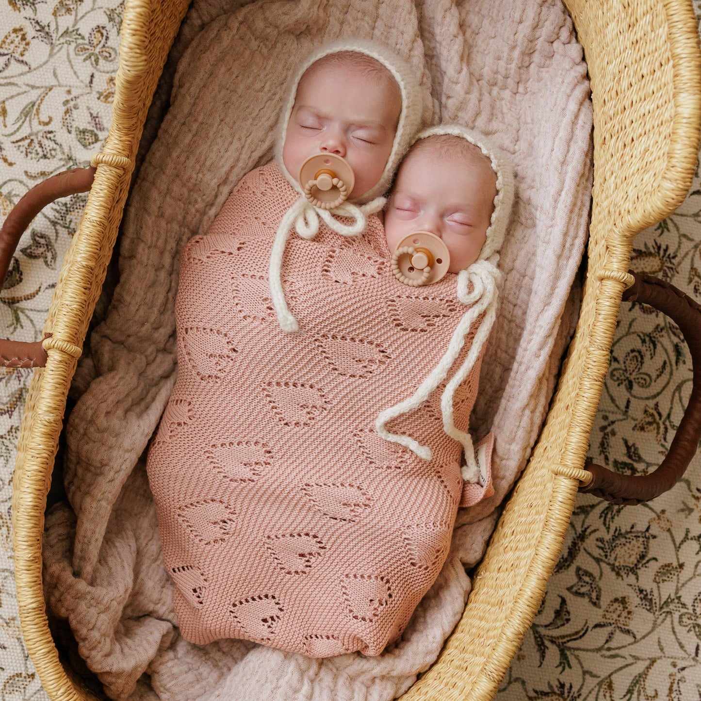 Receiving Swaddle Baby Blanket - Heart: Cream