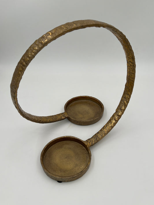 Candelabro circular dorado