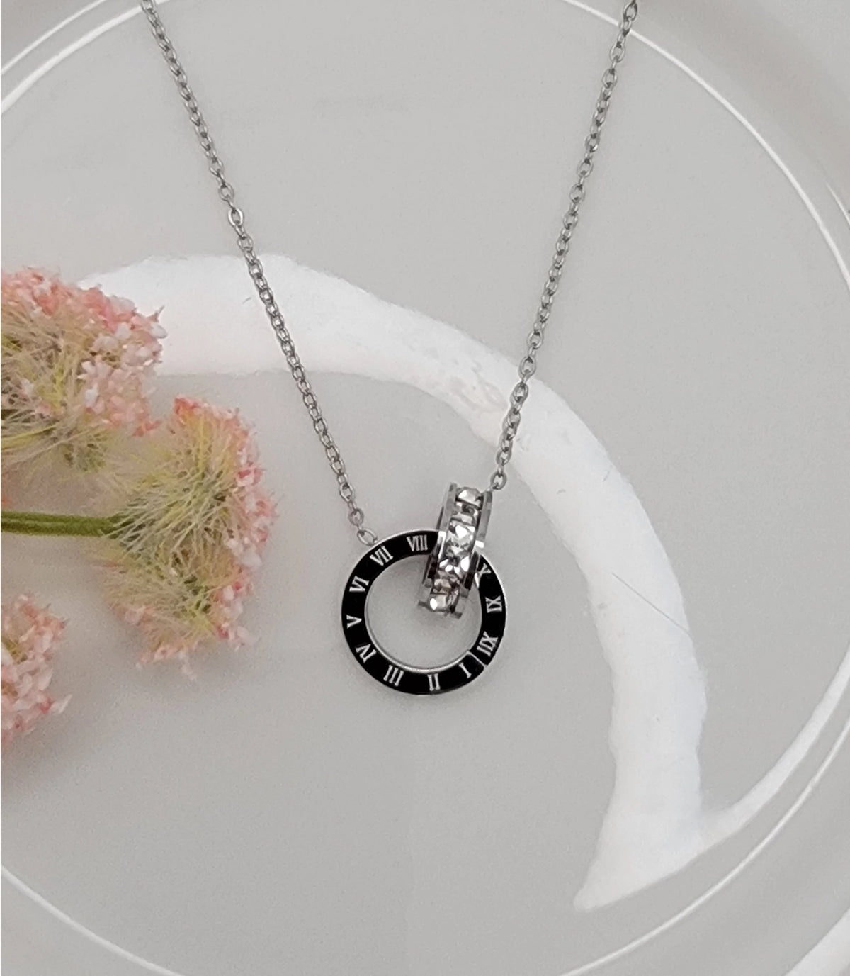 Interlocking Circles Pendant