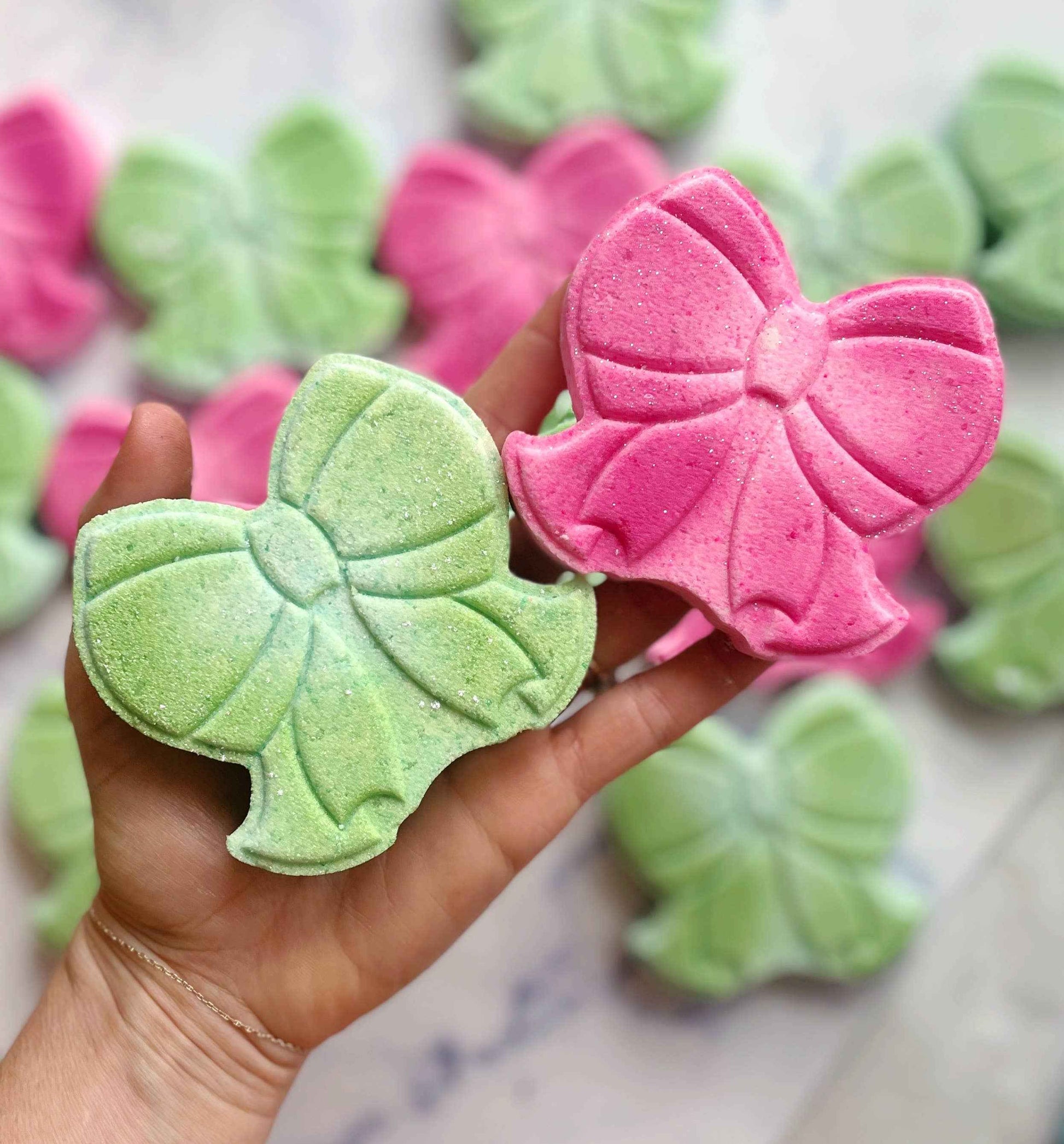 Bow Bath Bomb