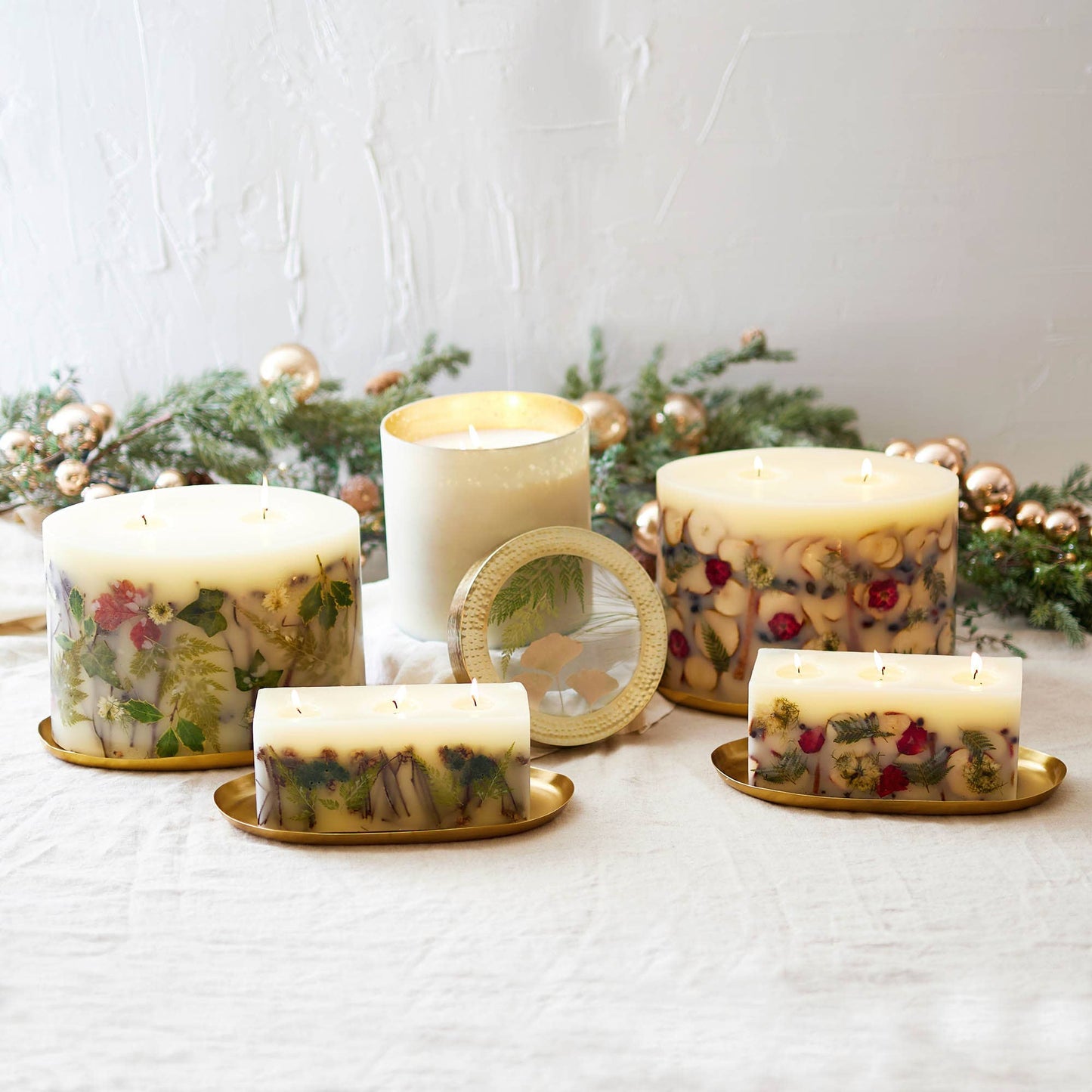 Rosy Rings - Plato para velas ovalado dorado con forma de ladrillo