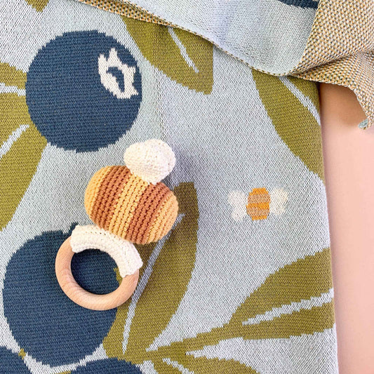 Set Blueberry Blanket Hat Teether Baby Newborn Shower Gift: Brown Bear