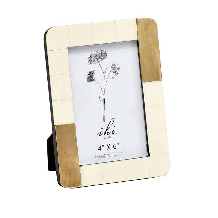 White Photo Frame W/ Brass 4 X 6