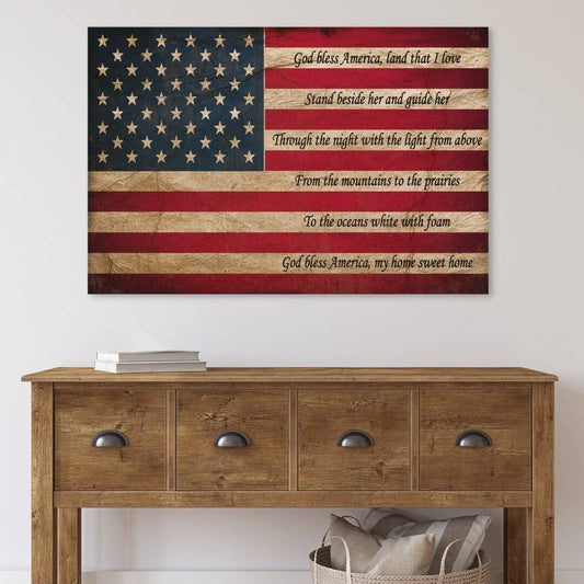 Cuadro sobre lienzo "Olive Branch Farmhouse - God Bless America" – Decoración de pared con bandera vintage.