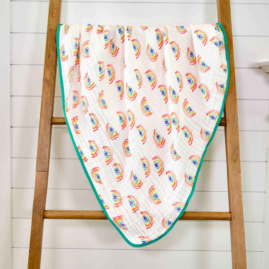 LollyBanks - Somewhere Over The Rainbow Baby Toddler Muslin Quilt