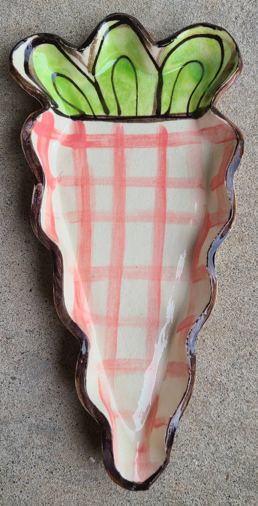 Carrot Plate (Pink Plaid)