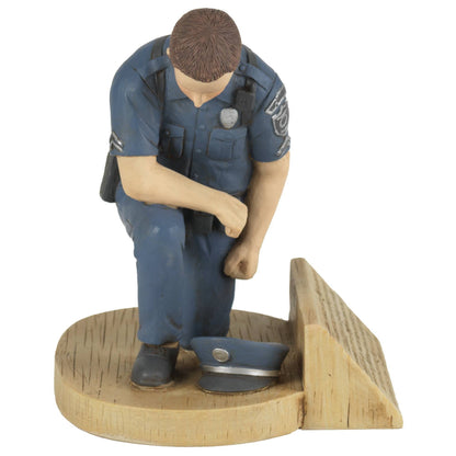 Figurine Police Officer's Prayer