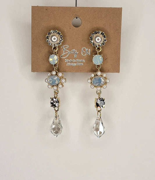 Dangle Earrings-PEARL AND OPAL