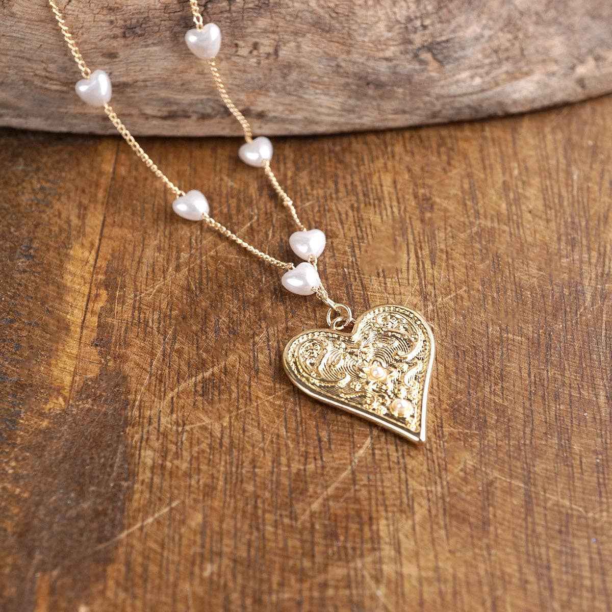 Heirloom Heart – Pearl Station Long Necklace