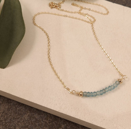Bijoux - Gemstone and Gold Necklace