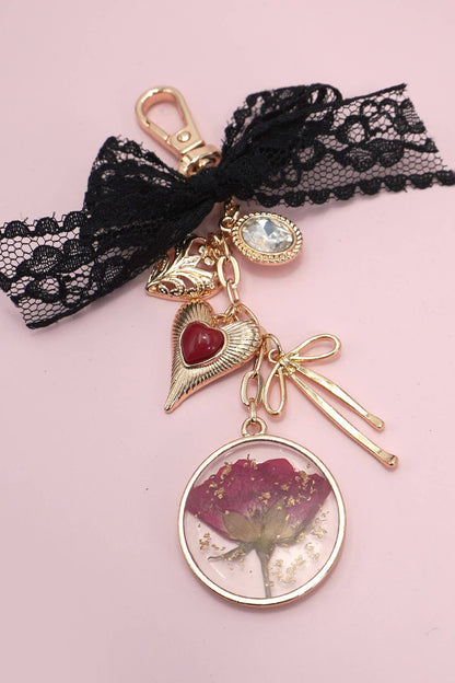 BAG CHARM-DRIED FLOWER BOW HEART RHINESTONE