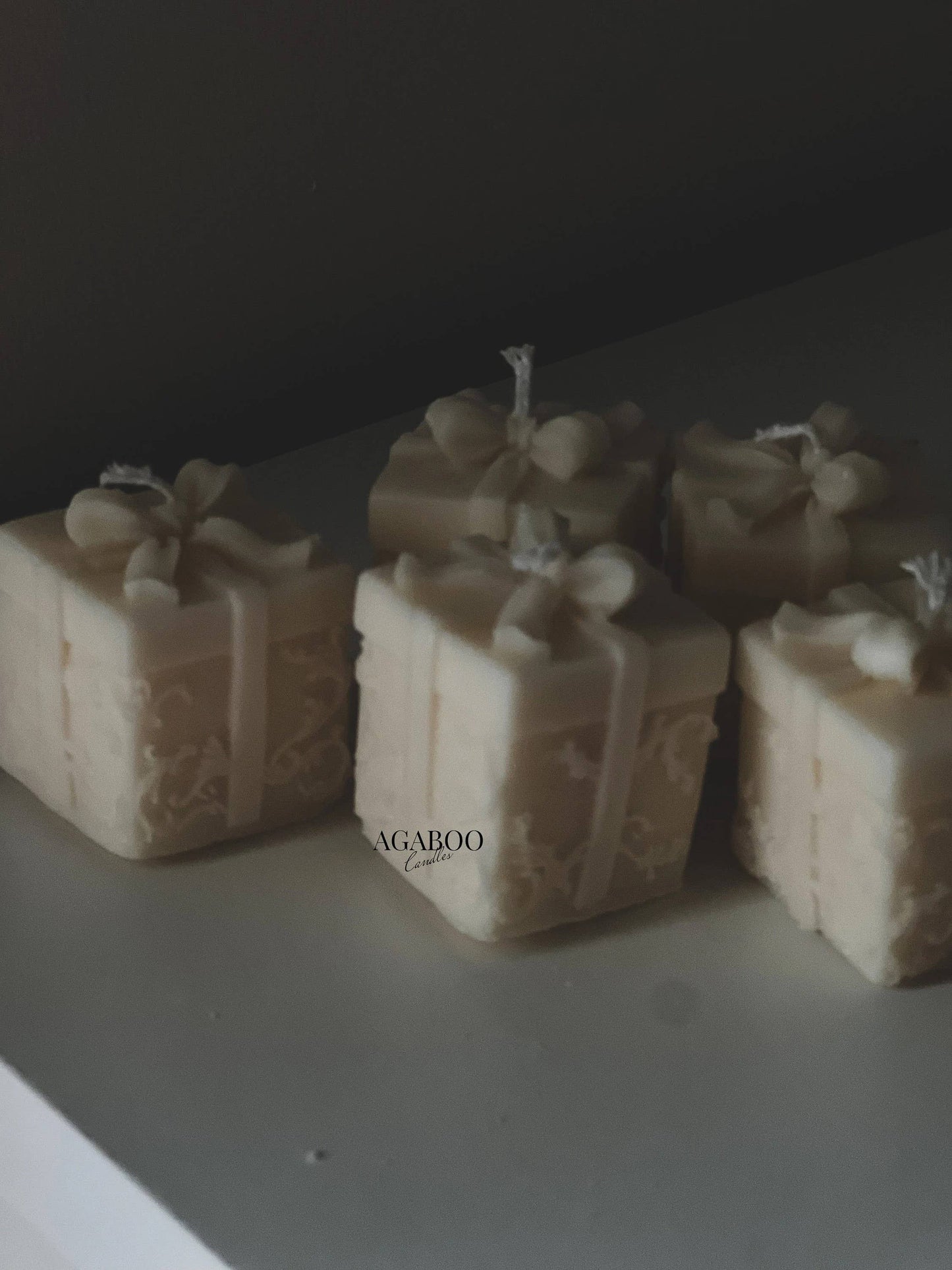 Tiny Gifts Candle 2x1.5in - Christmas