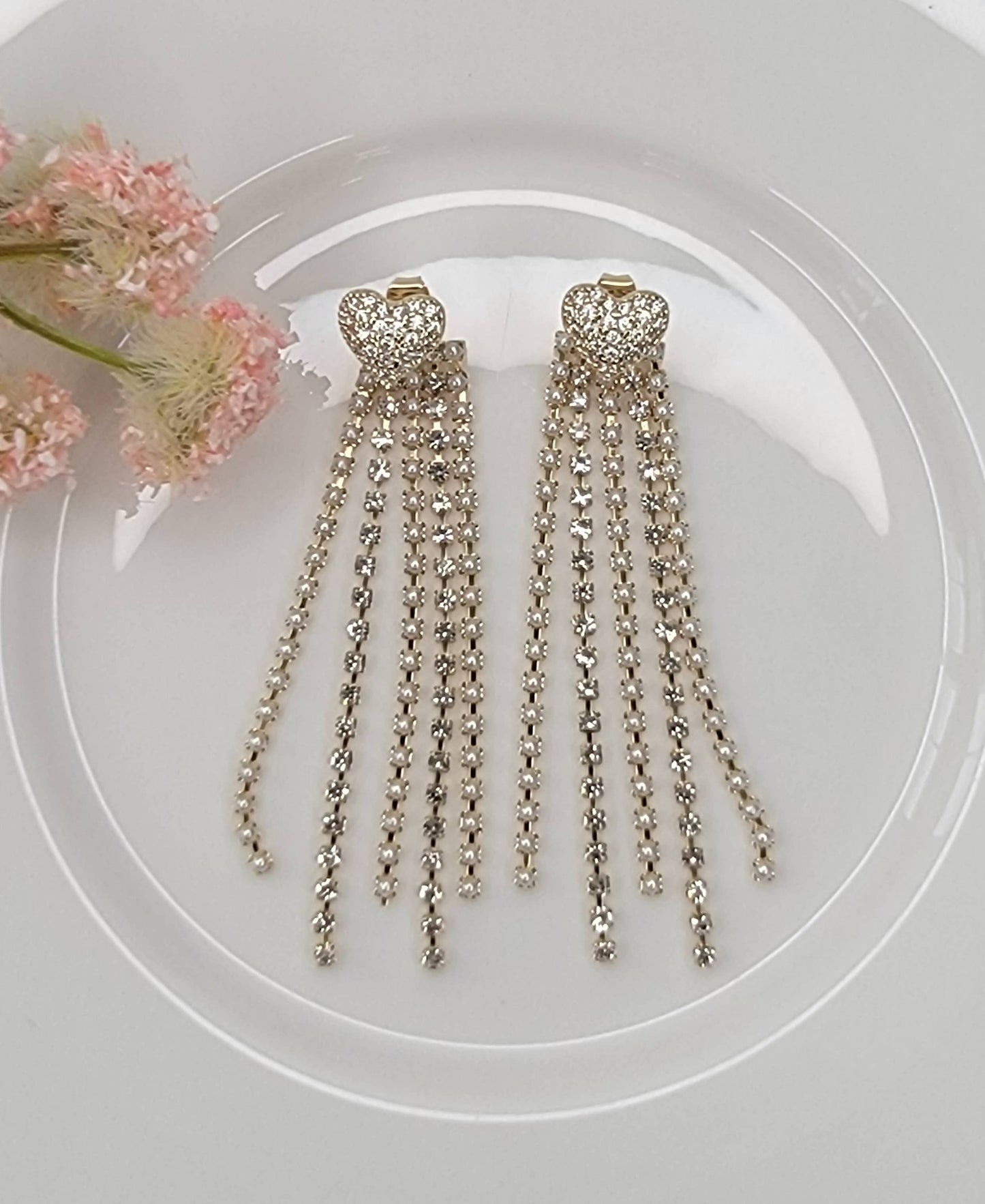 FANCY BACK DROP WITH HEART DECO DANGLE EARRINGS.