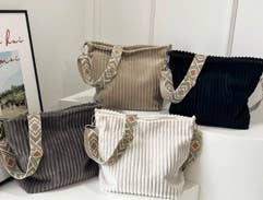 JOSSLYN de wall to wall - Bolso de mano de pana con correa de guitarra AZTEC | 40P584