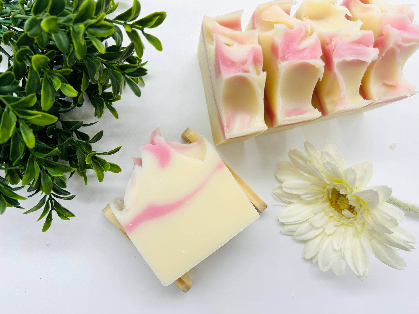 Jabón artesanal Sweet Magnolia VEGANO PROCESO EN FRÍO