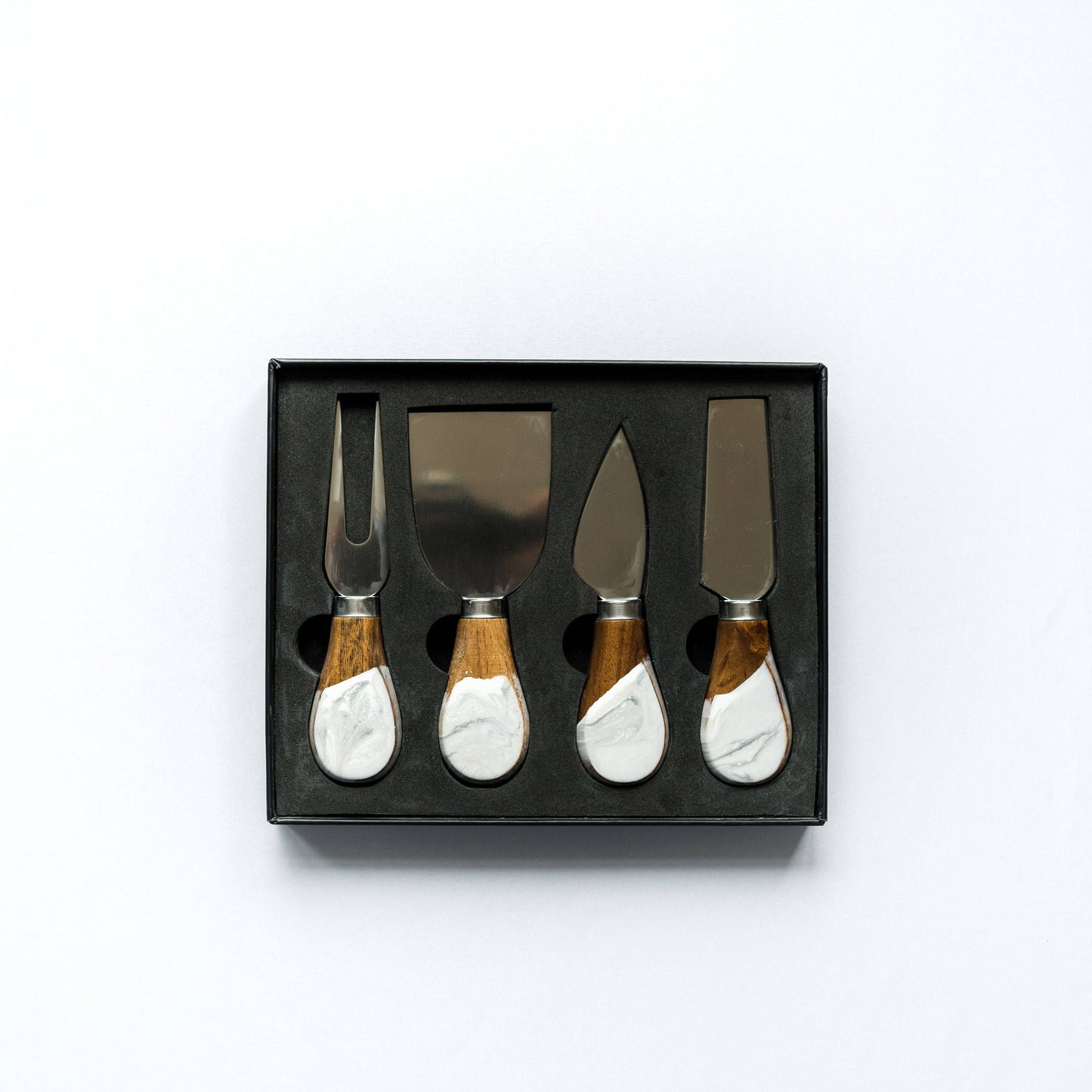 Resin Coated Cheese Knife Set of 4