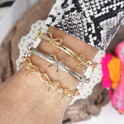 PennyLine inc - Bow Link Bracelet Gold Tone