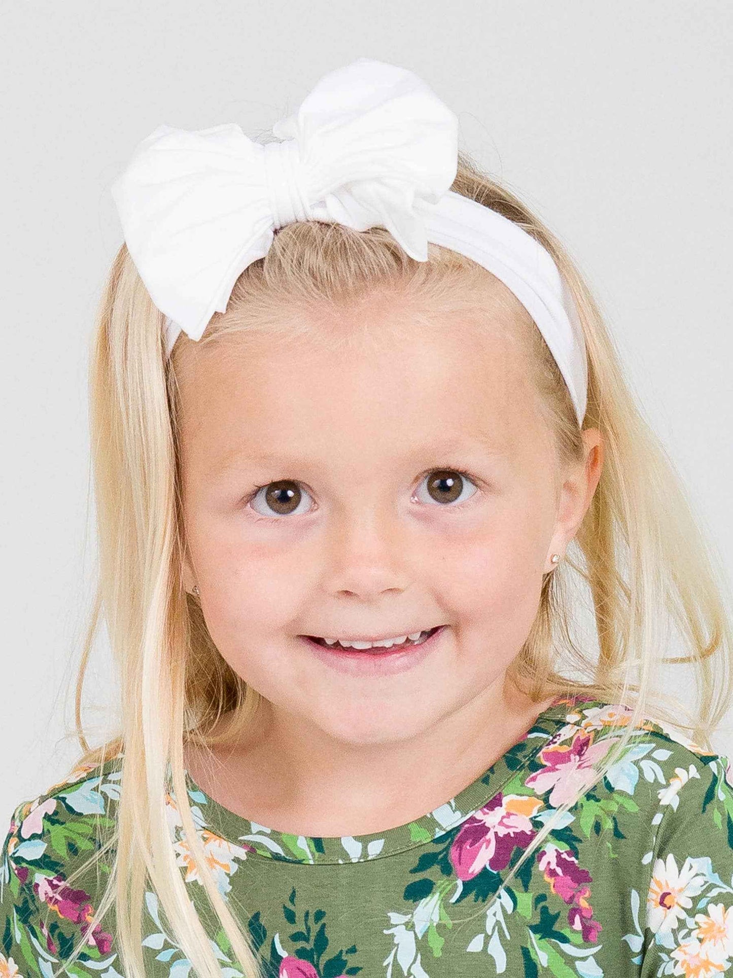 Girls White Big Bow Headband: White / One Size