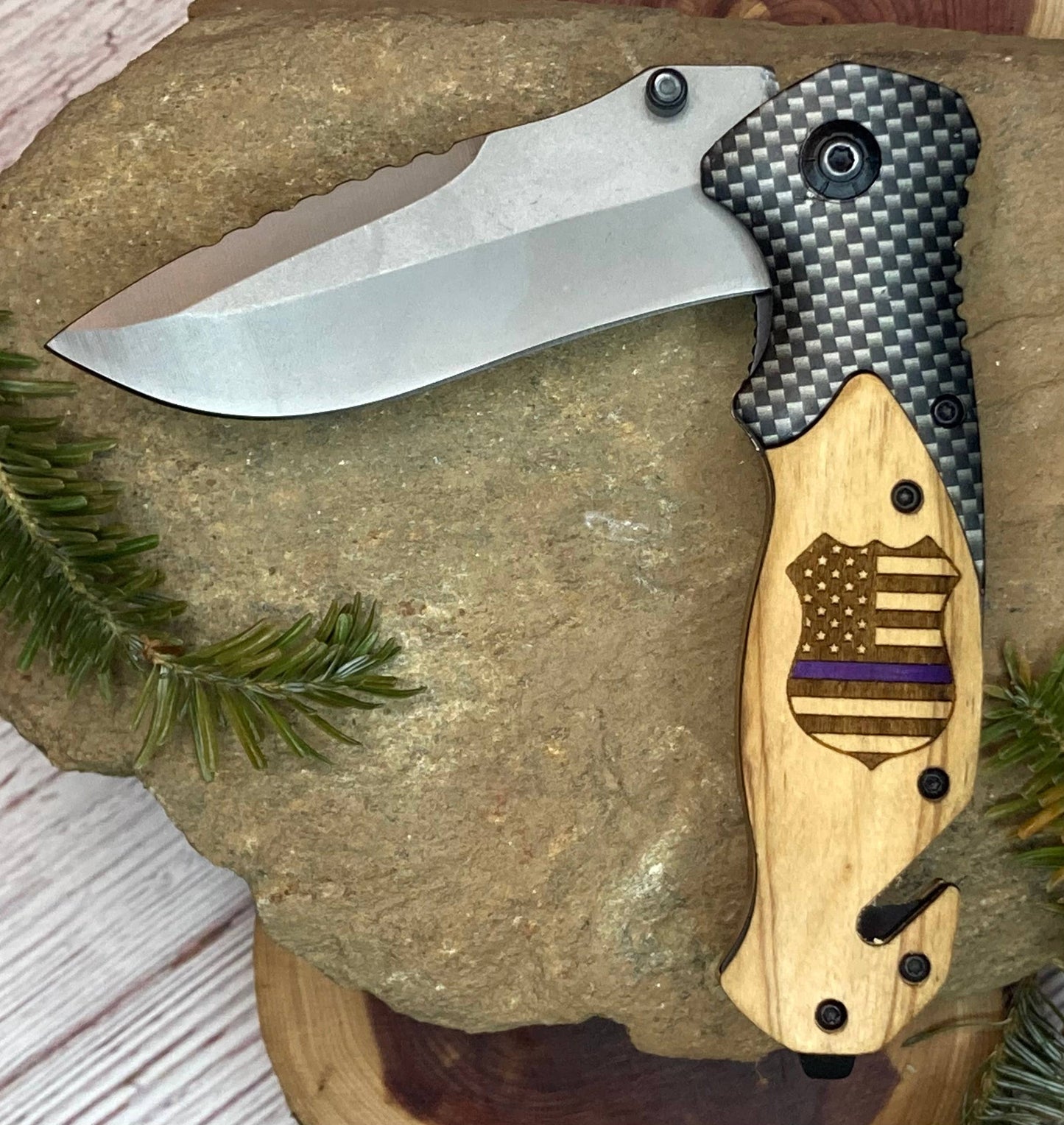 Quail Tail Laser Art - Police Badge/Blue Line Knife