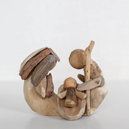 Rounded Driftwood Holy Family (Natural) 4.5" x 6"
