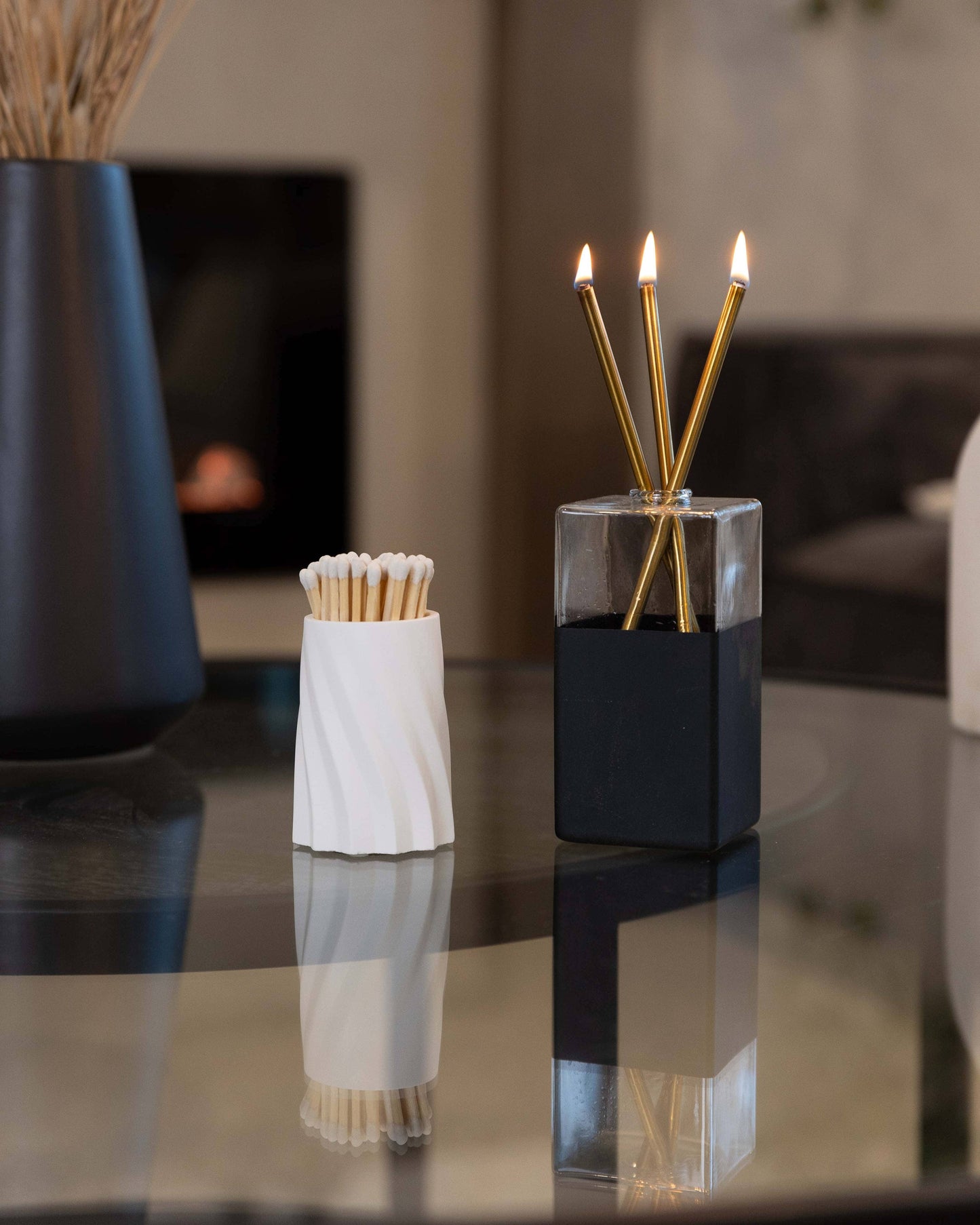 Concrete Safety Match Holder with Matches – White