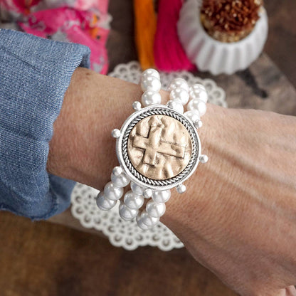 Gracebound – Pulsera llamativa 3 en 1 con moneda cruzada y perla gruesa en metales mixtos