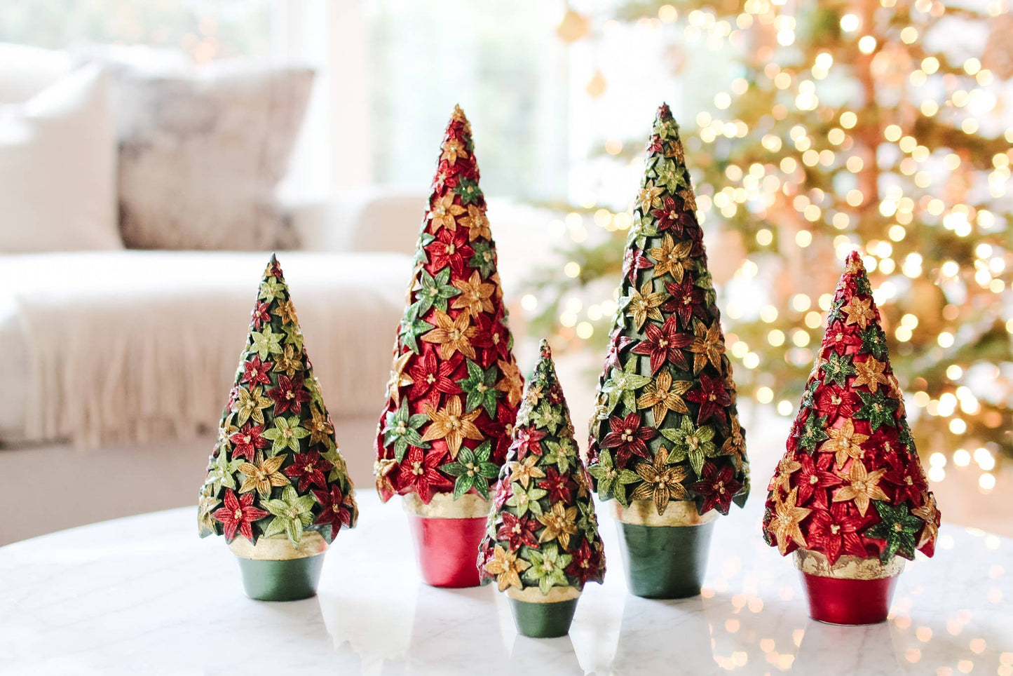 Stargazer Cone Tree (Trad. Red)