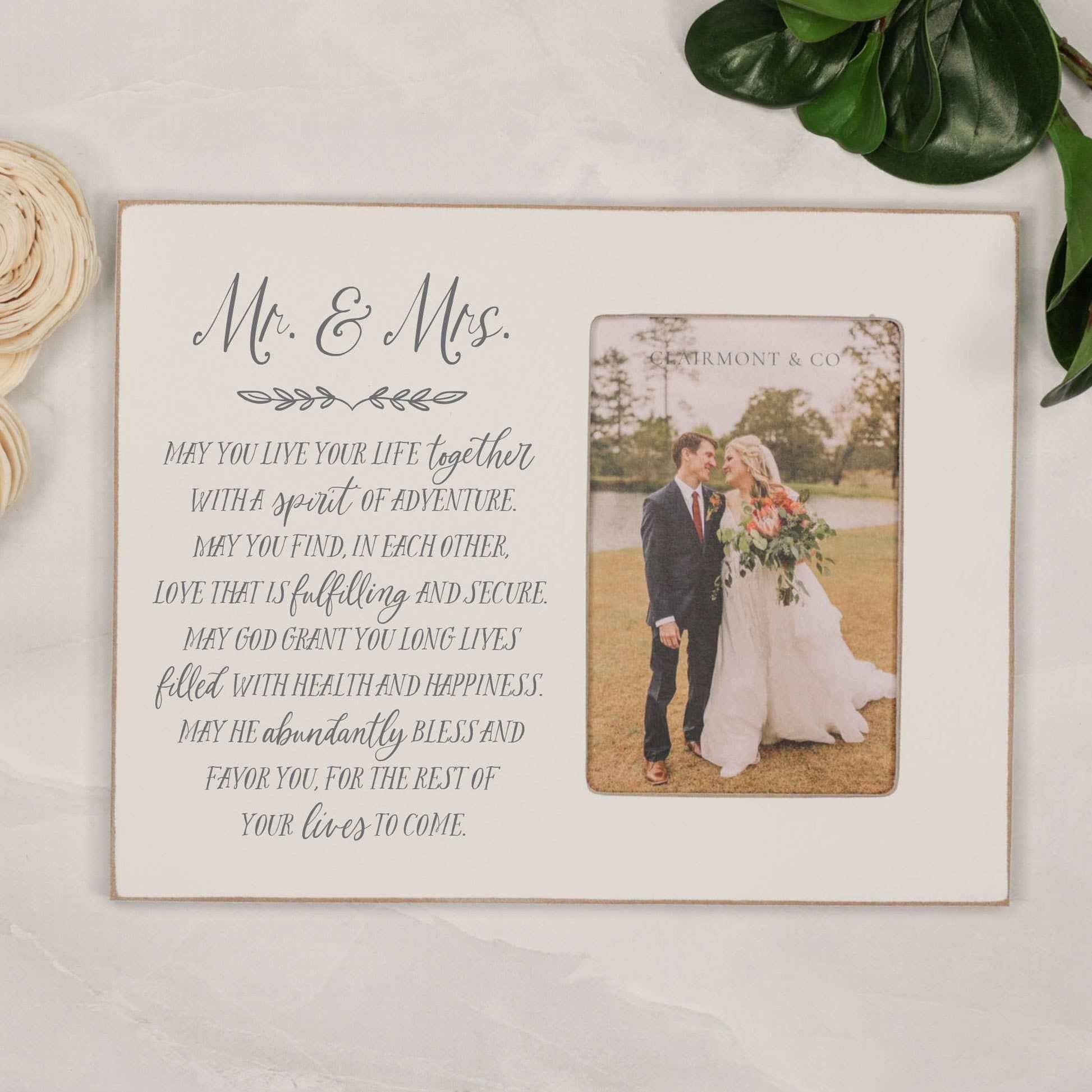 Wedding Gift, Mr & Mrs Picture Frame, Gifts for Mr & Mrs