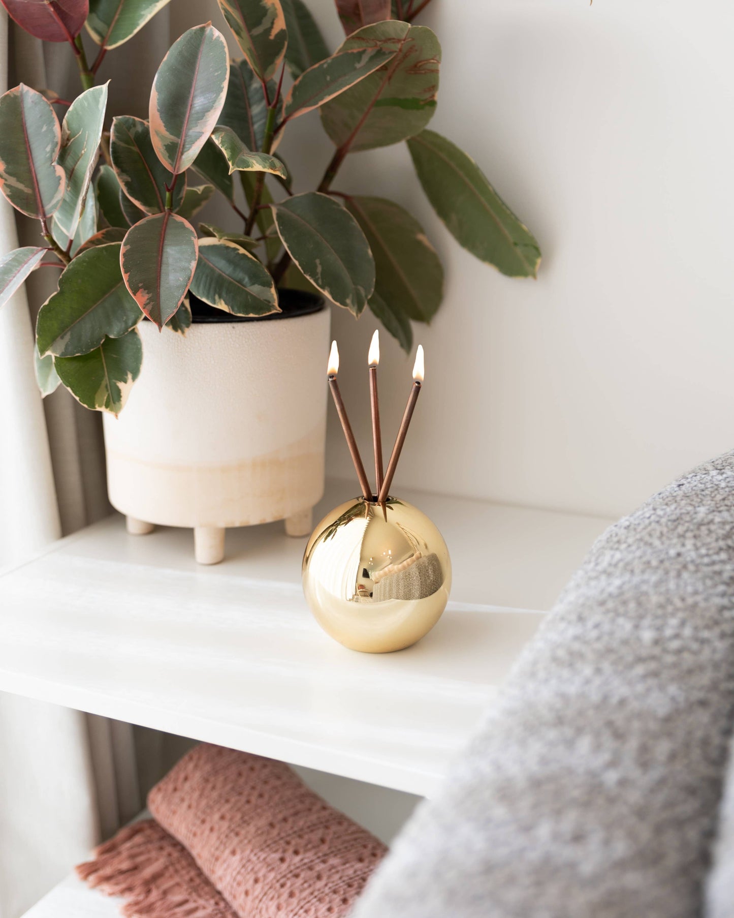 Neva Gold Metallic Vase for Everlasting Candles