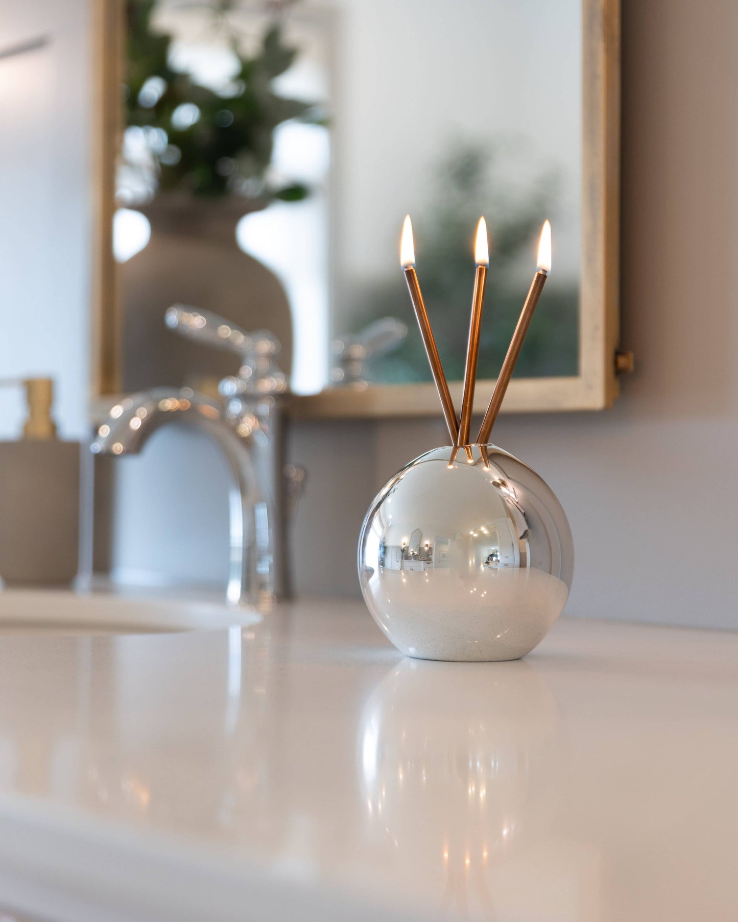 Neva Silver Metallic Vase for Everlasting Candles