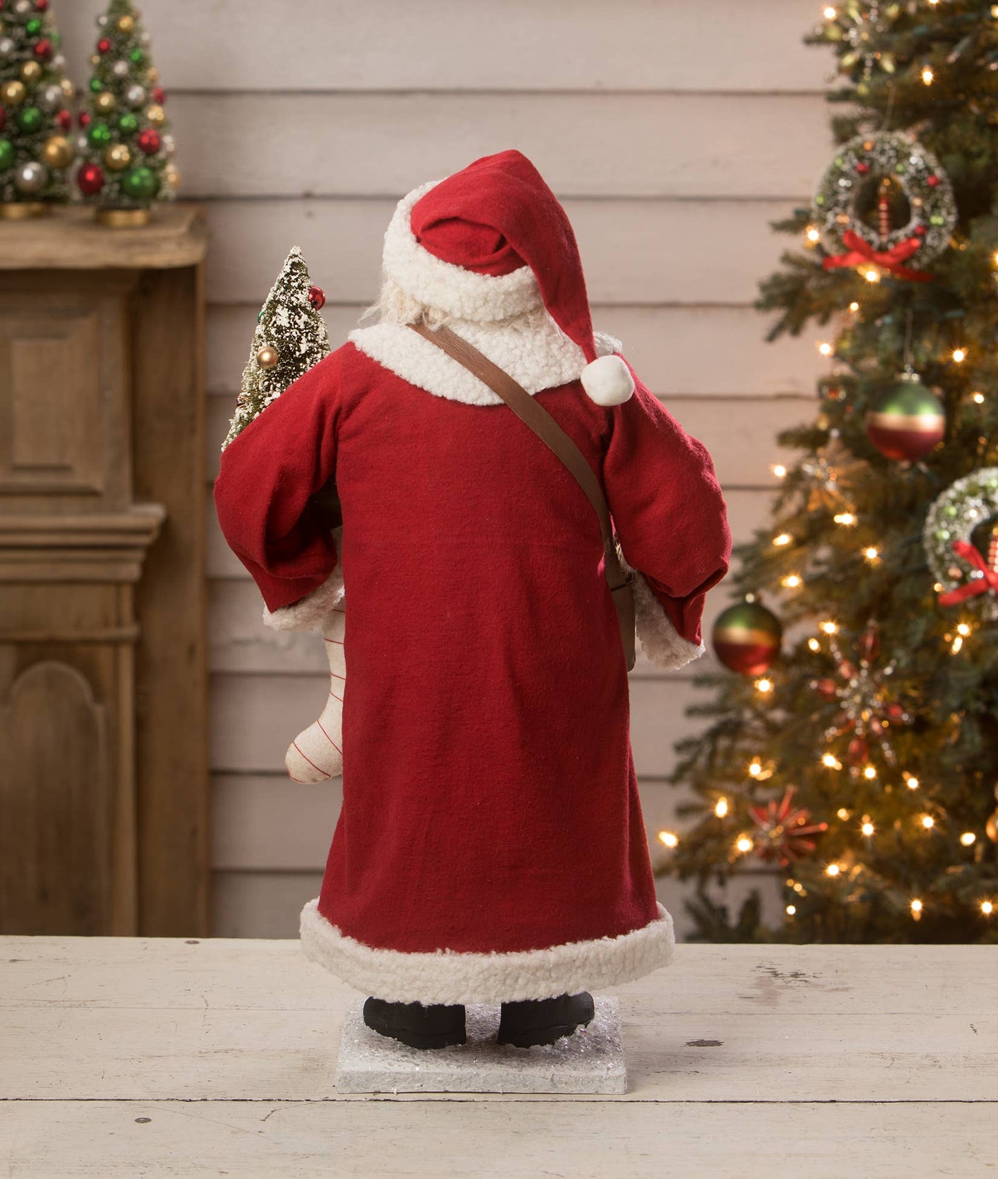 Bethany Lowe Designs - Jolly Old St. Nicholas With Toys